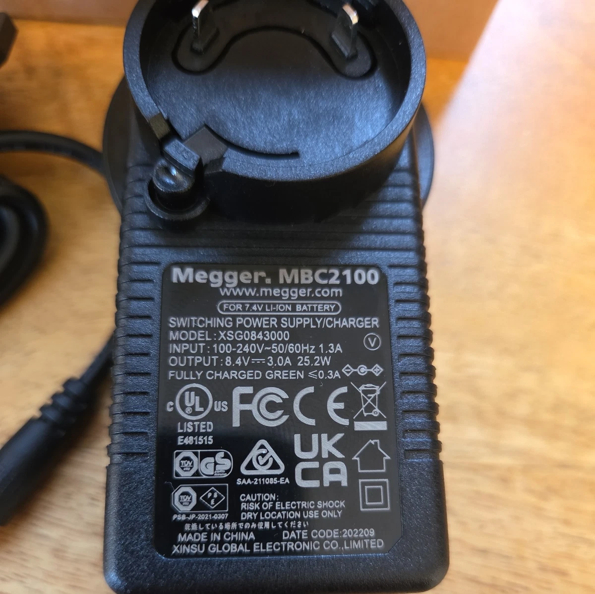 Cargador de batería de iones de litio Megger MBC2100 para MFT-X1 (1013-451)