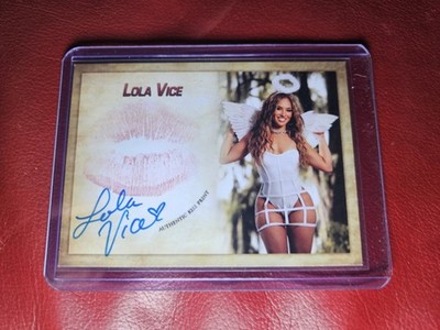 2023 Lola Vice / Valerie Loureda Collectors Expo Signed & Kiss Auto Card WWE 