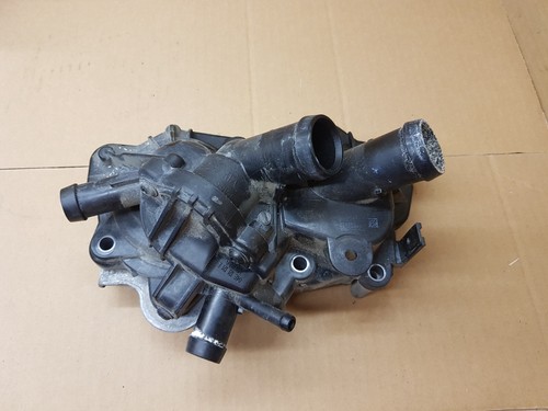 VW GOLF MK7 WASSERKÜHLMITTELPUMPE LHD 04E121042A 04E1211E