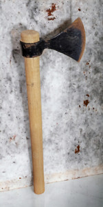 American Tomahawk Company Hatchet Axe on Wooden Handle 22" Long