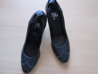 E.Lay bei P.Hahn/Business Pumps-Gr.39,neu,Leder,marine,