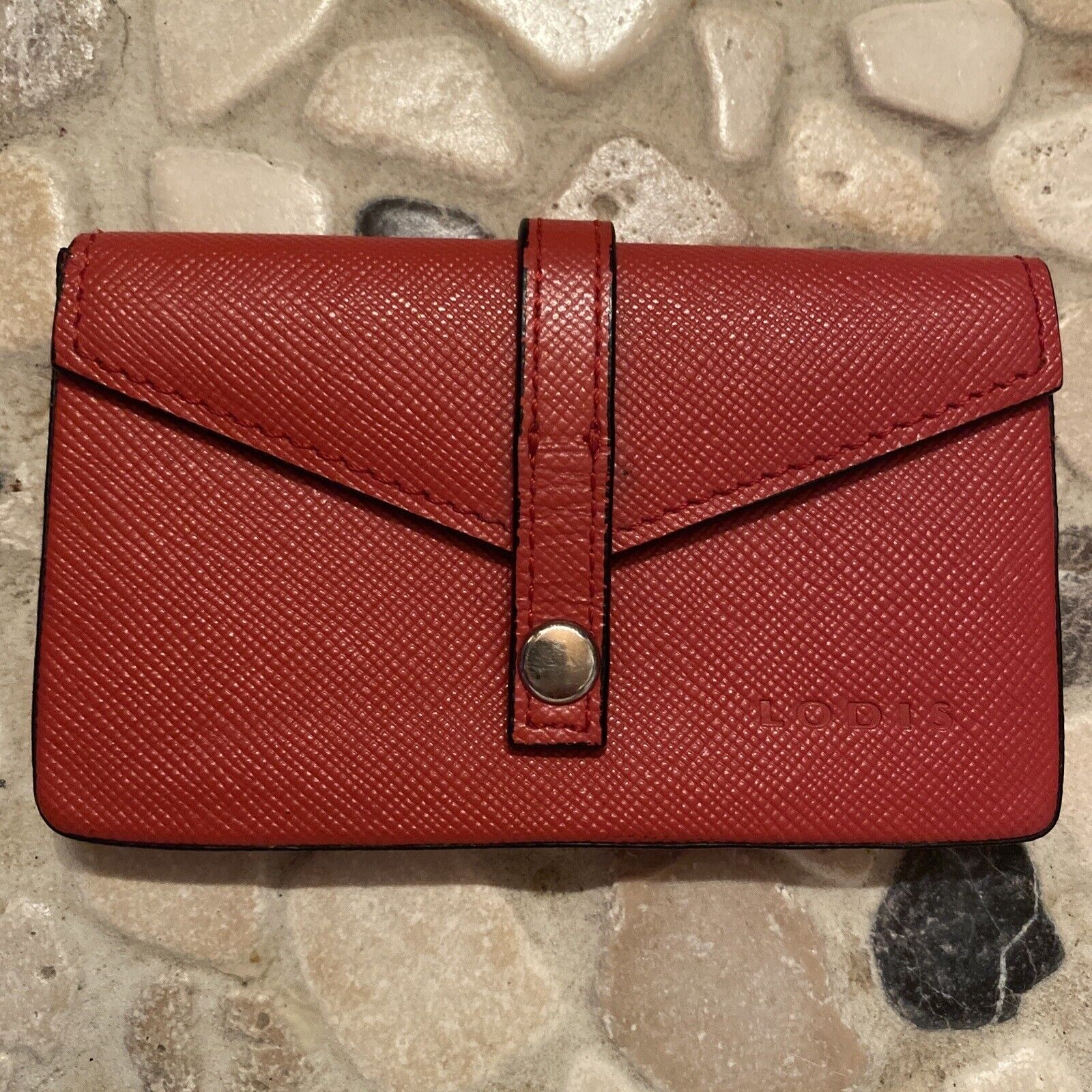 Foto 1 di 8