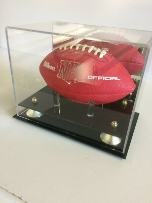 Basketball Acryl Vitrine 85% UV Filterung Gold Riser Schwarz Basis