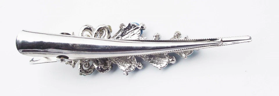 ВДОХНОВЛЕННЫЙ ДИЗАЙНЕРОМ СИНИЙ КРАСНЫЙ ИЛИ ЧЕРНЫЙ КРИСТАЛЛ АКРИЛОВОЕ СЕРЕБРО ЗАКОЛКА КОГОТЬ НОВЫЙ - Изображение 3 из 4