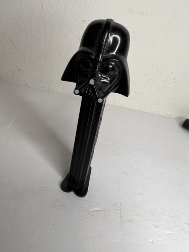 Darth Vader Pez Dispenser - Black 4 1/2" Slovenia [p]