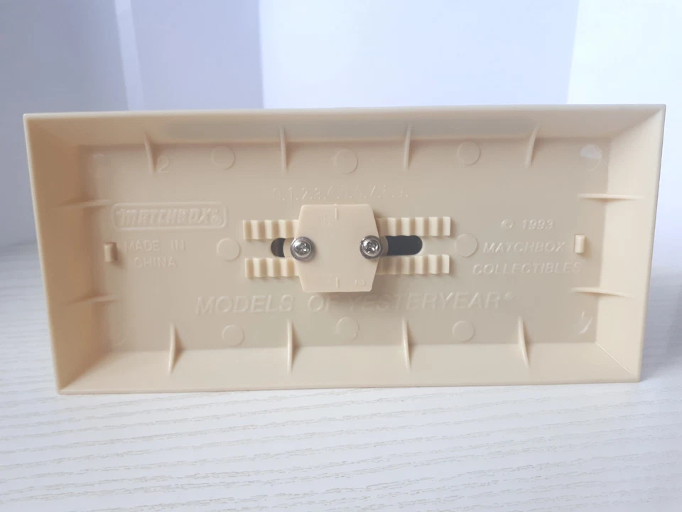 Matchbox Models Of Yesteryear No. YGB07 1910 Renault Type AG Kronenbourg mit OVP - Bild 3 von 4