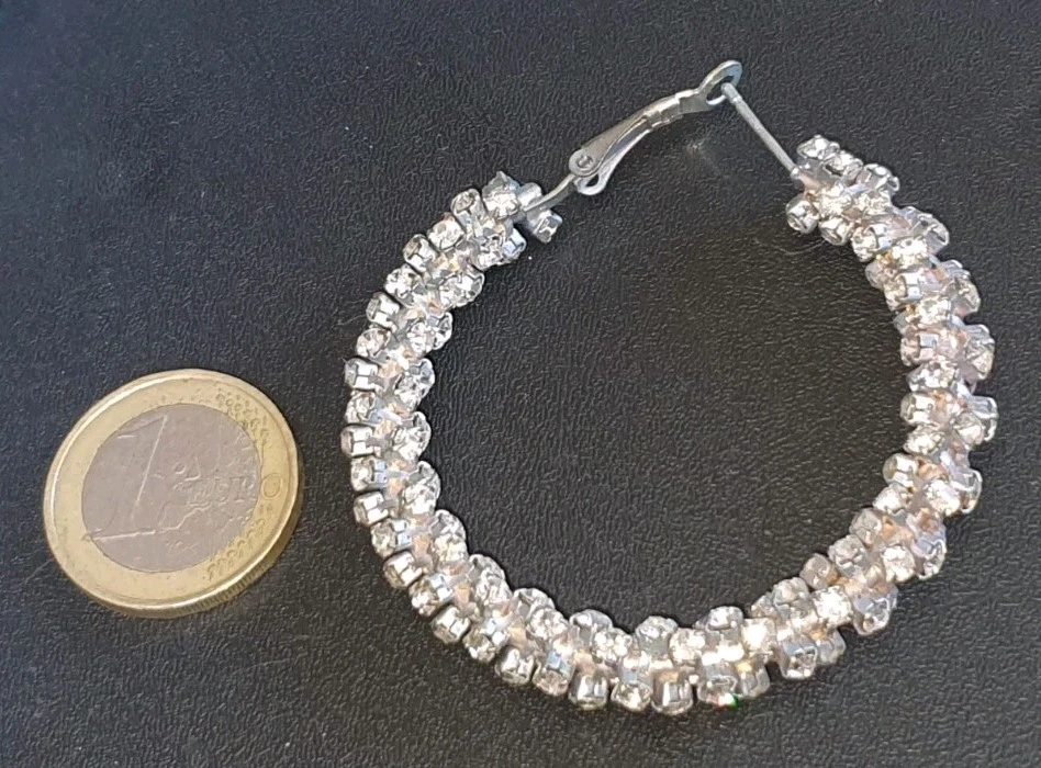 Orecchini CERCHIO❗️color ARGENTO 5,5 cm pietre STRASS pavè VINTAGE❗️retrò - Immagine 3 di 4