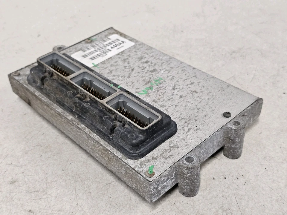 1996 Jeep Cherokee 4.0 módulo de controle automático do motor ECM ECU PCM 56041296 - Imagem 4 de 4