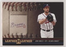 2004 Donruss Leather & Lumber in 2313/2499 John Smoltz #LEL-3 HOF fm0