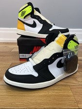 Jordan 1 Retro High OG Volt for Sale | Authenticity Guaranteed | eBay