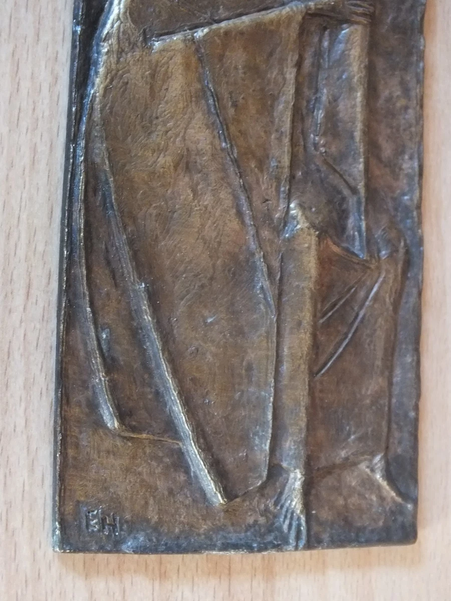 Maria mit Kind , Messingplatte, 7,2 cm breit, 16,4 cm hoch- alt - zum Aufhängen