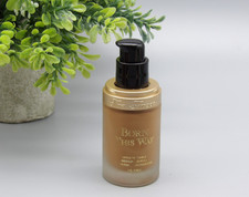 Too Faced Born This Way Undetectable Med-Full...