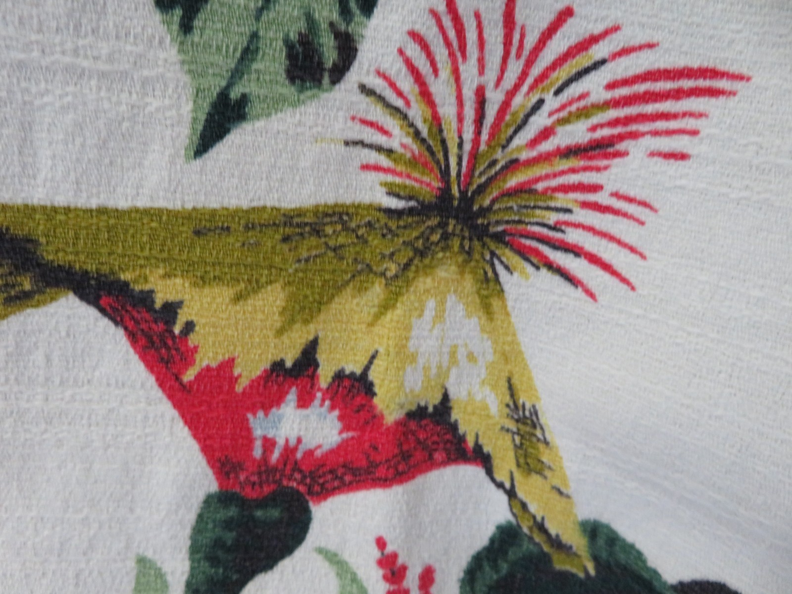 Vintage FLORIDA BEACH meets MCM Barkcloth Lipstick RED Floral on White 40's #2