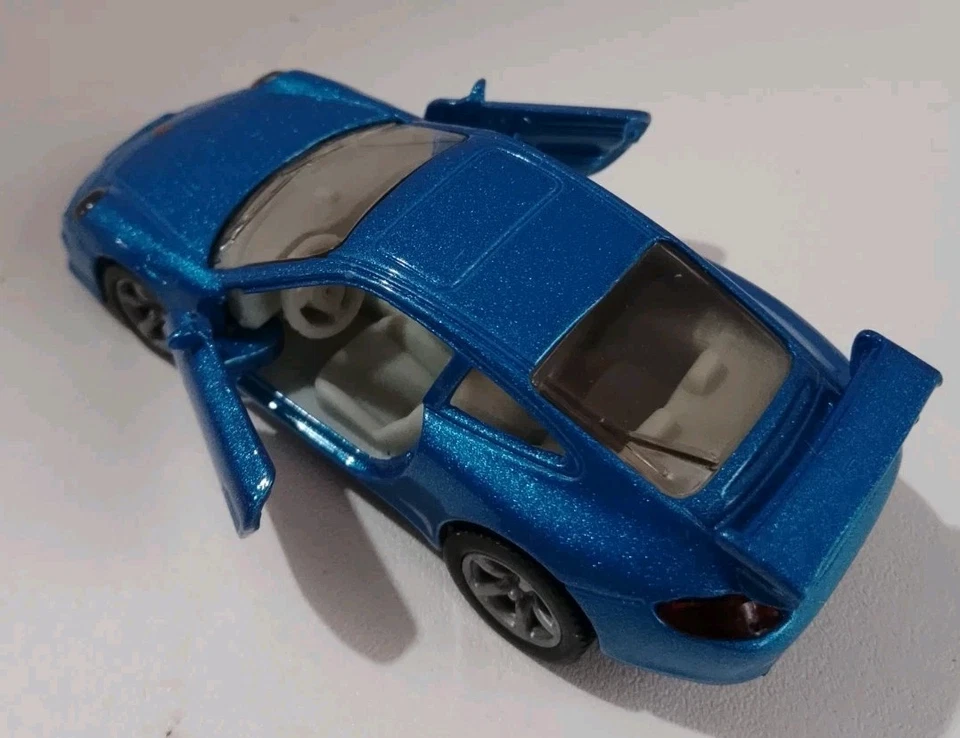 Siku Porsche 911 Carrera S Azul Die Cast Modelo 1006 Foto 3 de 4