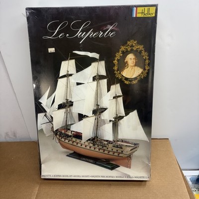 Heller Le Superbe 895 1/150 Scale Ship Model New in Box