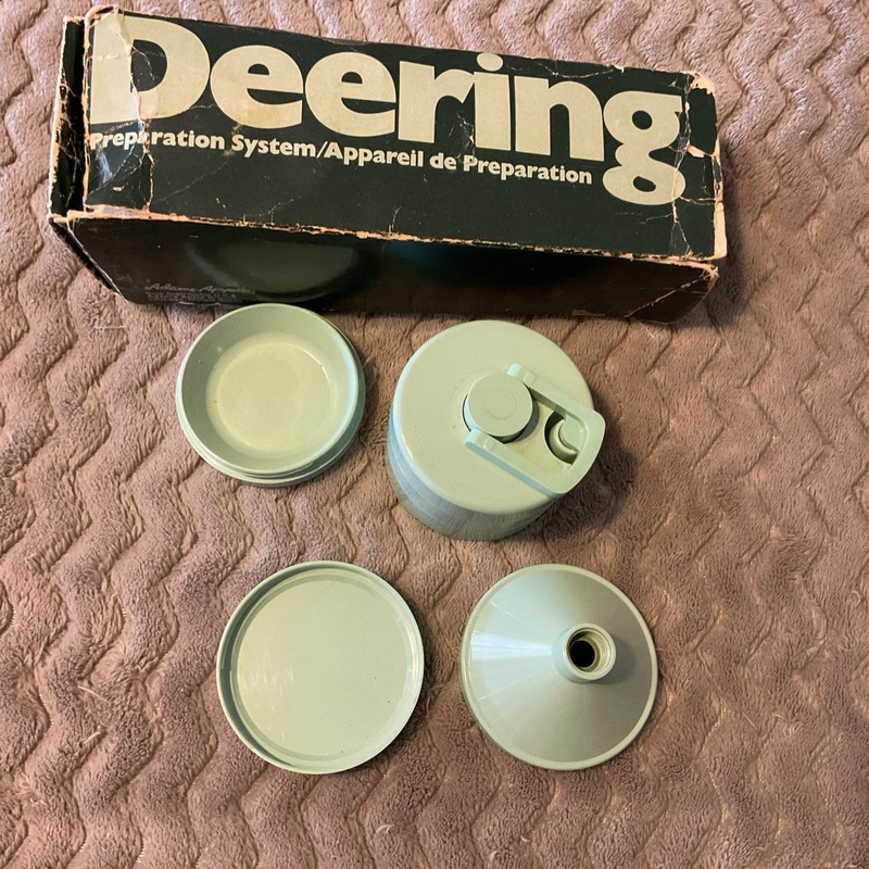 VINTAGE  DEERING LARGE SPICE CRANK GRINDER PREP SYSTEM