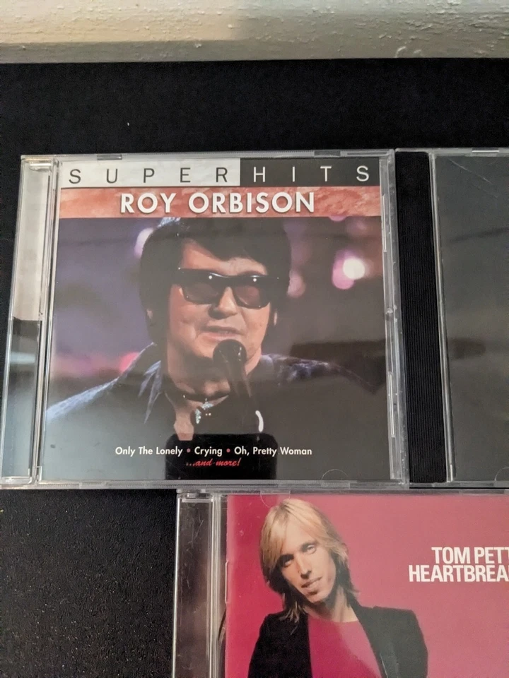 Lot Of CD's Guns -N- Roses, Poison, John Fogerty, Tom Petty, Linda Rondstadt - Imagem 2 de 4