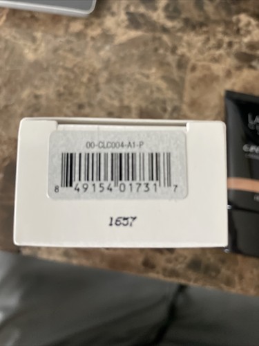 Laura Geller Cover Lock Cream Foundation Medium Full Size New In Box 1 fl.oz - Picture 4 of 6