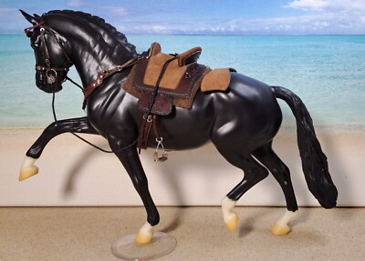 Spanisches Iberisches Portugiesisches Sattel Set Resin Breyer Stone Modellpferde