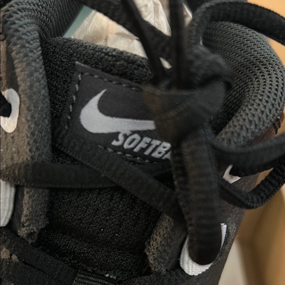 Nike Hyperdiamond 4 Pro Metal Softball Cleats Black | White womens 9 thumbnail 9