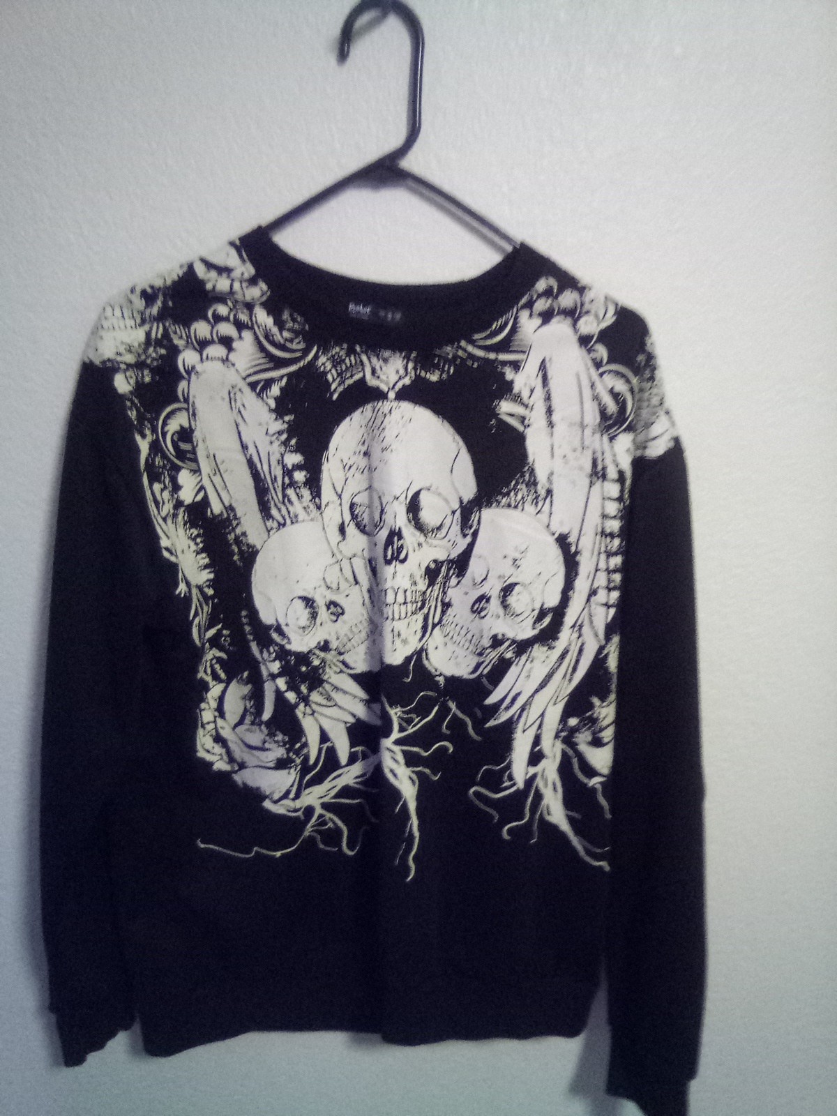 ROMWE PULLOVER - image 1