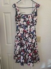 White House Black Market Women's Sleeveless A-Line Dress Floral Sz 6