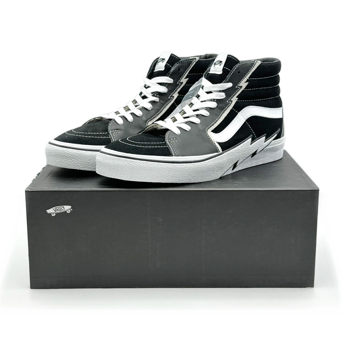 VANS MASTERMIND WORLD SK8-HI BOLT VLT LX |