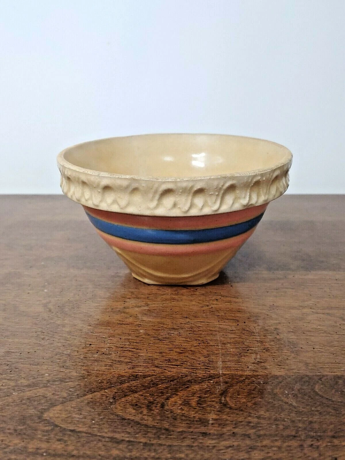 FANTASTIC MCCOY YELLOWARE PINK/BLUE BAND 5 1/2" MIXING BOWL-SQUARE BASE PIECRUST