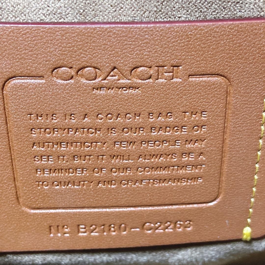 Extremely Beautiful Recent Model COACH Coach Hand… - image 3