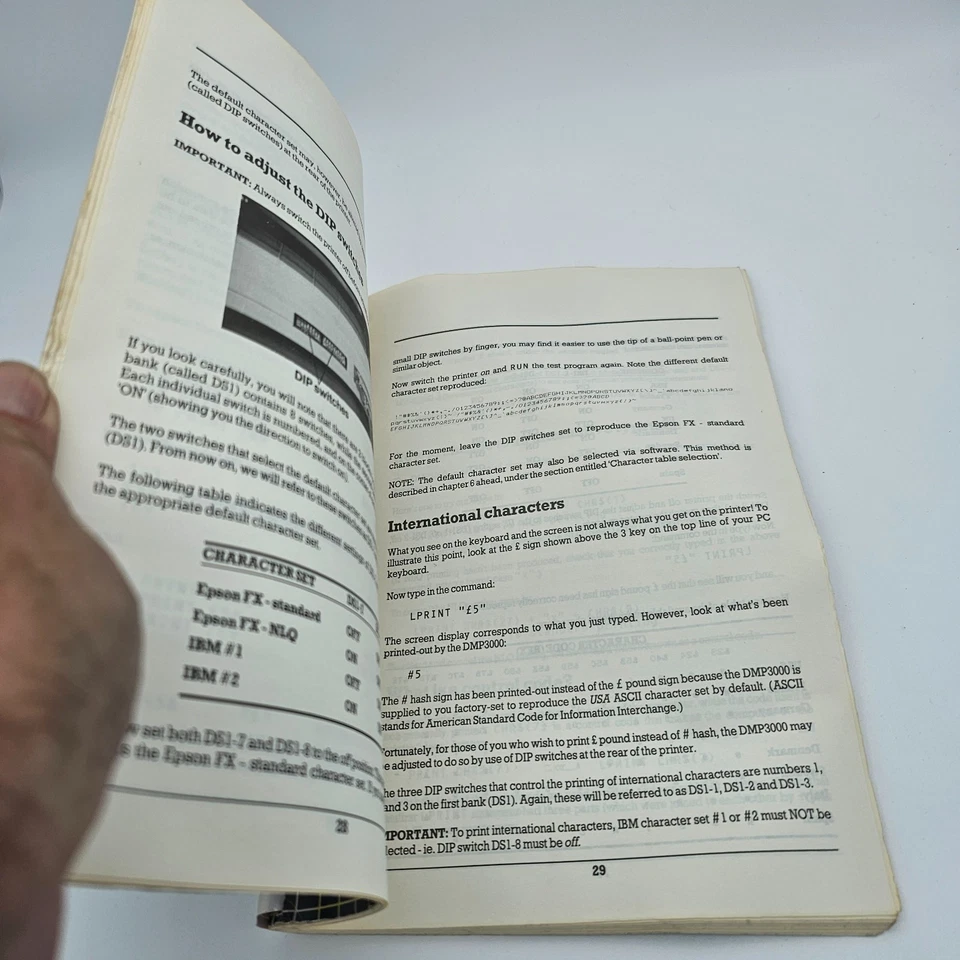 Amstrad DMP 3000 Dot Matrix Printer Manual PC Compatible User Guide - Image 3 of 3