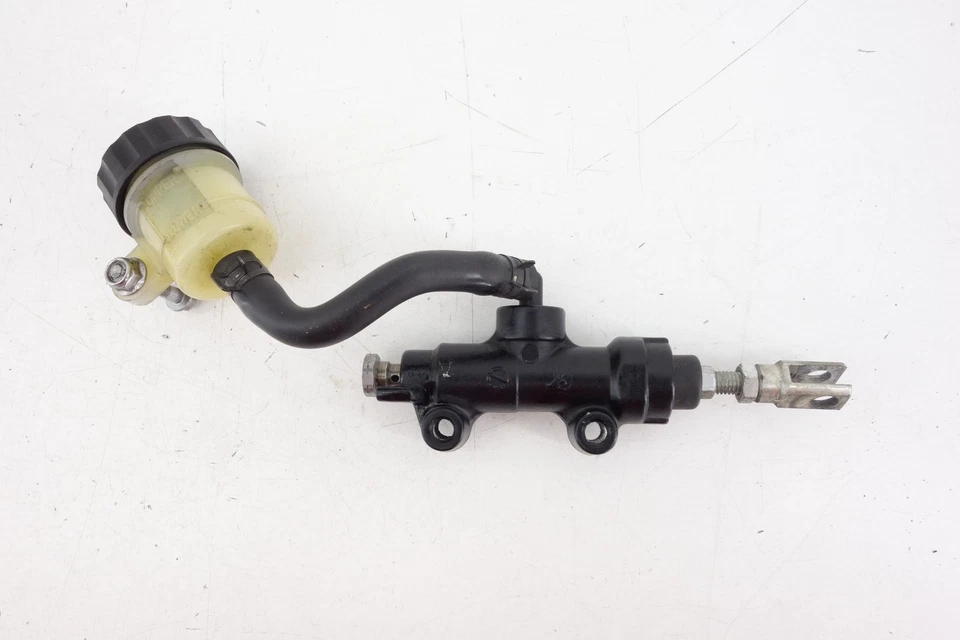 13-16 Triumph Daytona 675 675r OEM freno trasero Master Street triple Foto 2 de 4