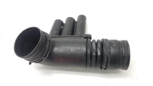 AUDI A3 MOD. 2016- Ansaugstutzen Turbolader 04E129651C