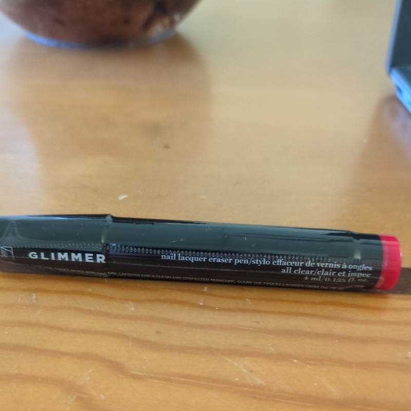 Avon FMG Glimmer Nail Lacquer Eraser Pen Sealed
