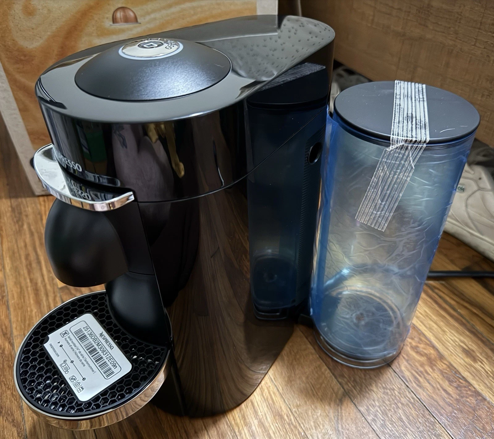De'Longhi Nespresso Vertuo plus Deluxe Coffee Maker - Black (ENV155B)