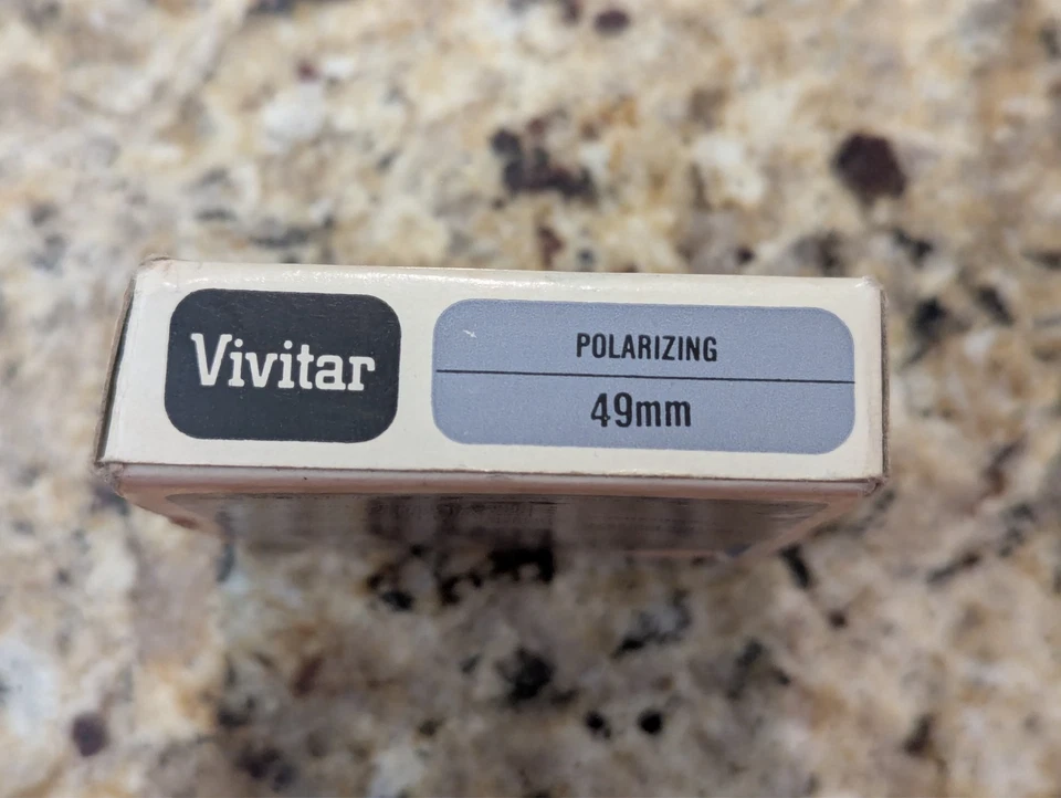 Vivitar Polarizing Filter 49mm for Black/White Film Japan - Image 4 of 4