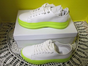 steve madden yellow sneakers