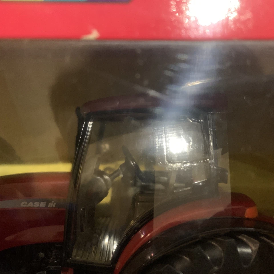 Britains Case IH MXU 125 Tractor  - Image 4 of 4