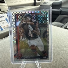 2025 Topps Chrome D'Andre Swift #53 Silver GEOMETRIC