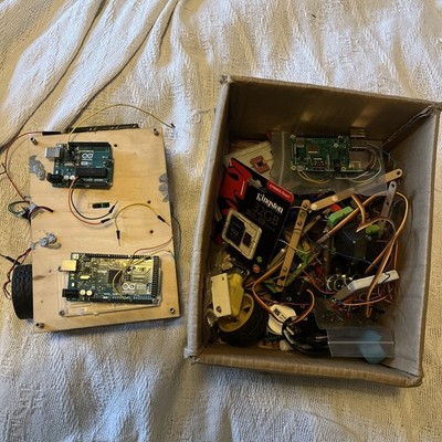 Arduino Mega, Uno R3, Raspberry Pie 3 B+, elektronische Komponenten, Motoren, Sensoren