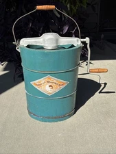 Vintage White Mountain 4 Qt Ice Cream Freezer Maker Hand Crank Teal Nice Shape