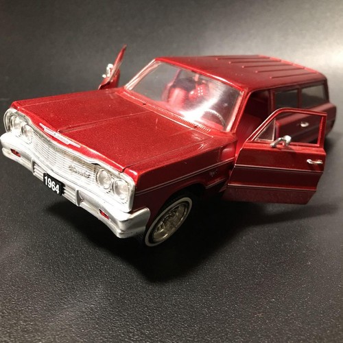 Jadatoys64 Impala Station Wagon Lowrider - 第 1/5 張圖片