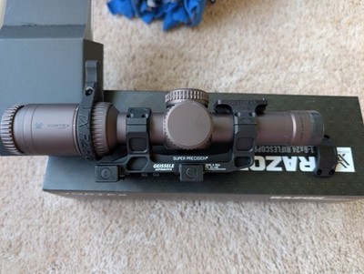 Vortex Razor HD Gen II-E 1-6x24 in Geissele Super Precision / Reptilia RMR