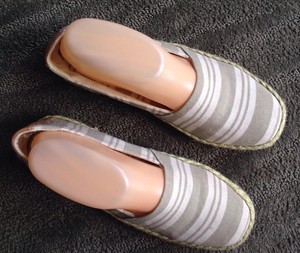 easy spirit espadrilles