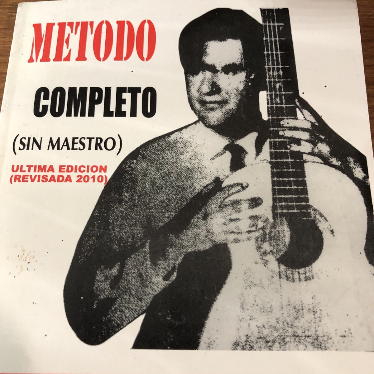 100 Acordes De Guitarra: Para Principiantes Y Intermedios: 2 (¡Hacemos Que  La Guitarra Sea Fácil, image size:1200x1200