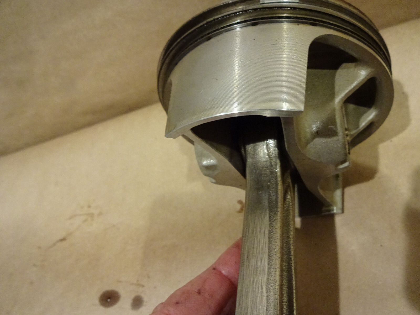 Maserati 4200, Quattroporte-RH Engine Piston & Con Rod Cyl# 3 -P/N 198410-192402