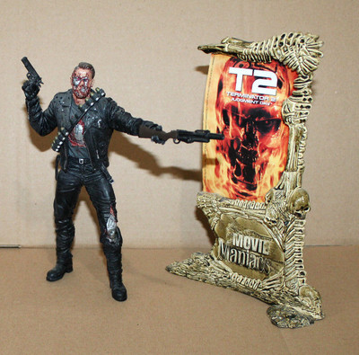 McFarlane Movie Maniacs T-800 Terminator 2 Serie 4 Arnold Action