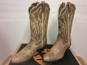 tan ariat boots