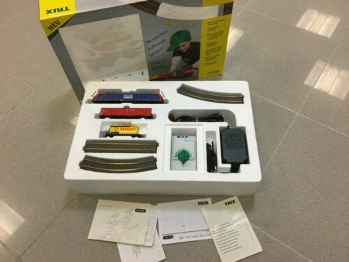 Cajas de iniciación de escala H0 Trix para modelismo ferroviario