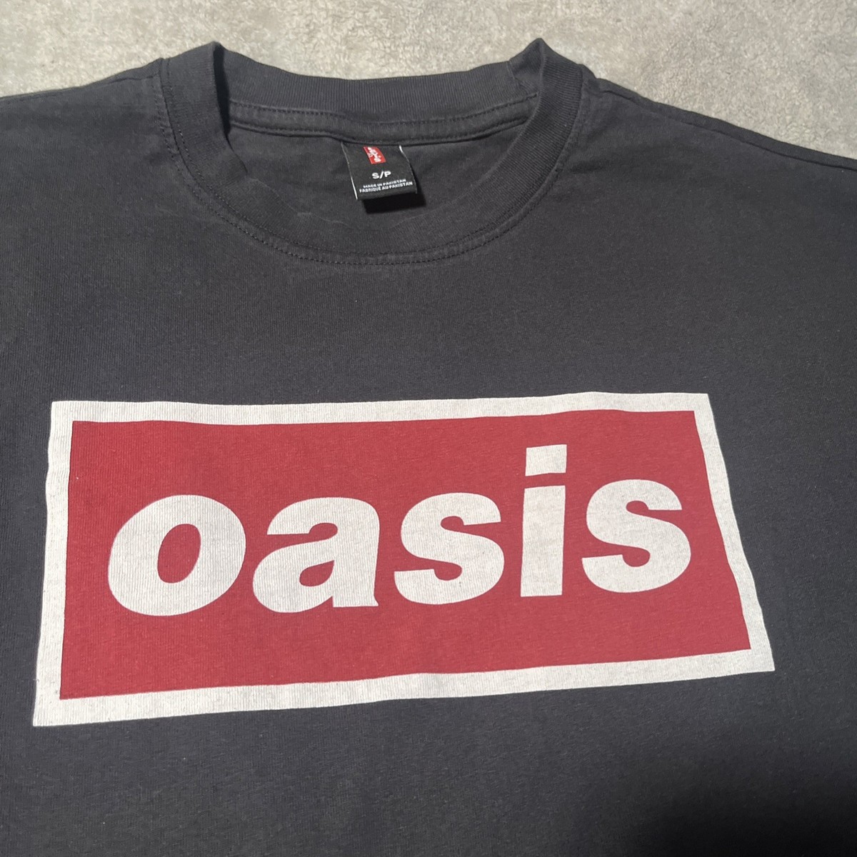 Levi's Oasis Levis T-Shirt Men Limited Edition Rare Collaboration