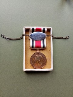 Glasgow Police Special Constable GVI Medal Boxed James W Anderson and wrist Band